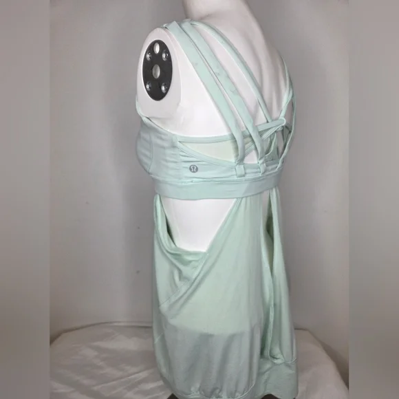 Lululemin Athletica Size 8 Mint Color Strappy Back Tank Top - Picture 4 of 8